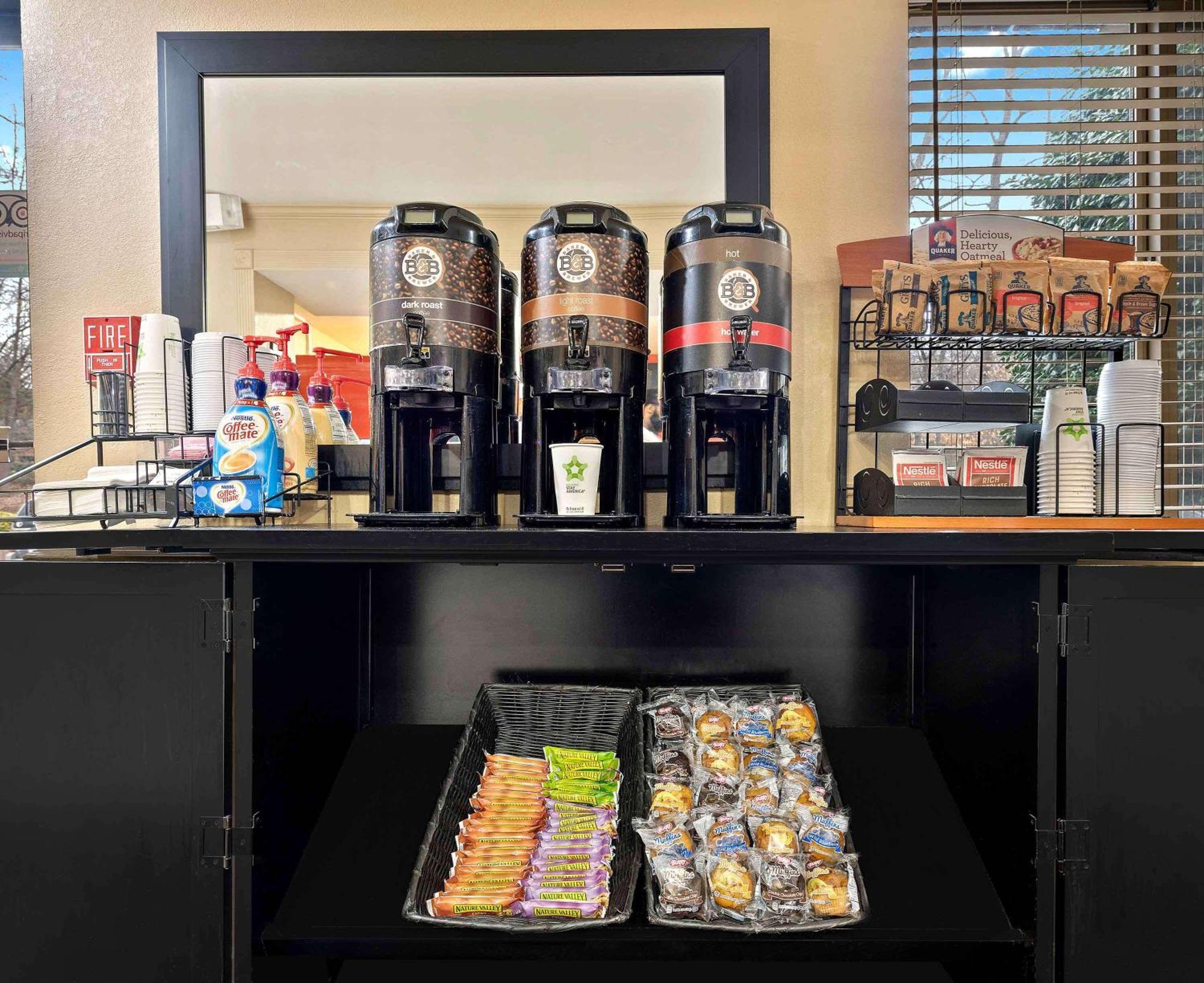 Extended Stay America Suites - Greensboro - Airport Exteriör bild